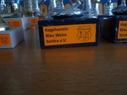 Ein Bild, das Text, Im Haus, Flasche, Boden enth�lt.

Automatisch generierte Beschreibung